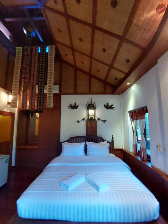 Avara Signature House Hotel Chiang Mai Exterior foto