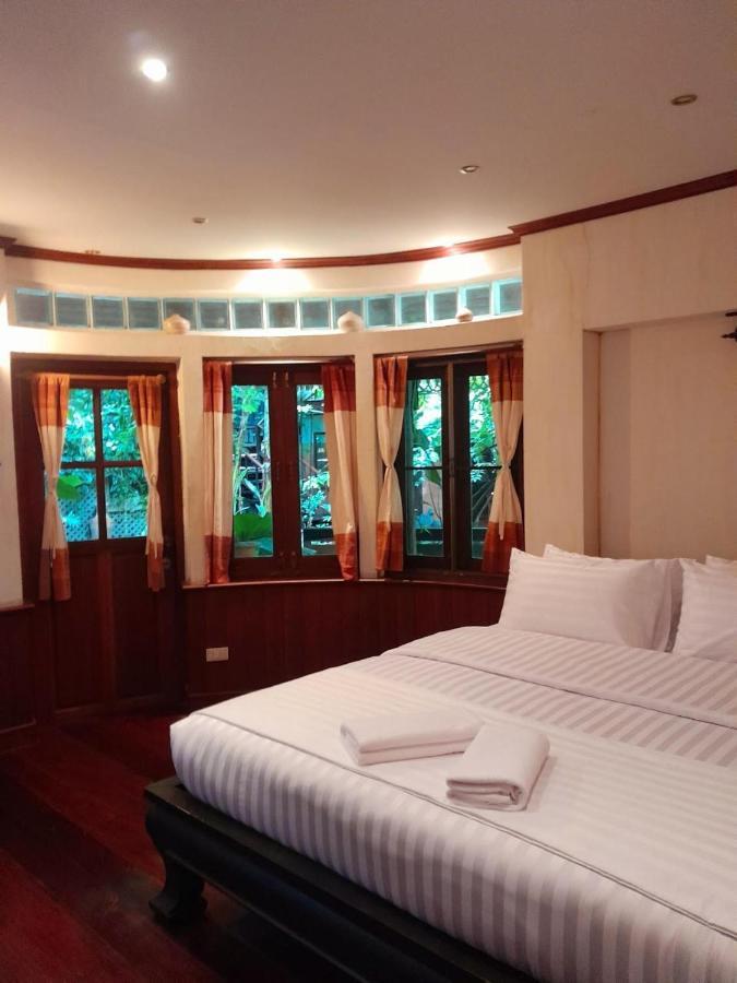 Avara Signature House Hotel Chiang Mai Exterior foto