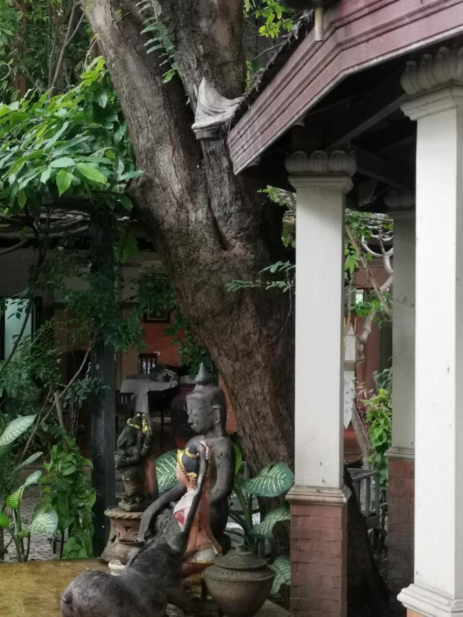 Avara Signature House Hotel Chiang Mai Exterior foto
